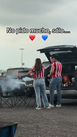 Es mucho pedir!?🥲💔 #amor #chivasdelguadalajara #estadioakron #pareja #chivas 