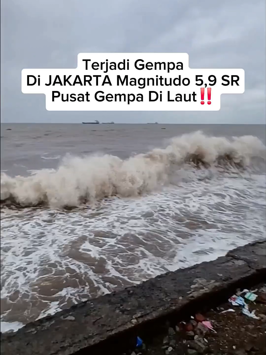 gempa di jakarta semoga tidak ada susulan yang berpotensi tsunami #gempa #jakarta #gempajakarta #tsunami #bmkg 