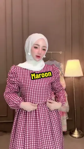 Set rok gingham dari Nagisshop siap bikin OOTD kamu makin stylish💕 Yuk, join live sekarang dan dapatkan harga spesialnya sebelum kehabisan! 🛍️🔥 #Nagisshop #SetRokGingham #OOTD #FashionTikTok #FYP 