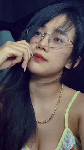 Đàn ông mà ở gần ai thì nói yêu người đó thôi 🥲🥲 anh đang gạt tôi đúng không ??