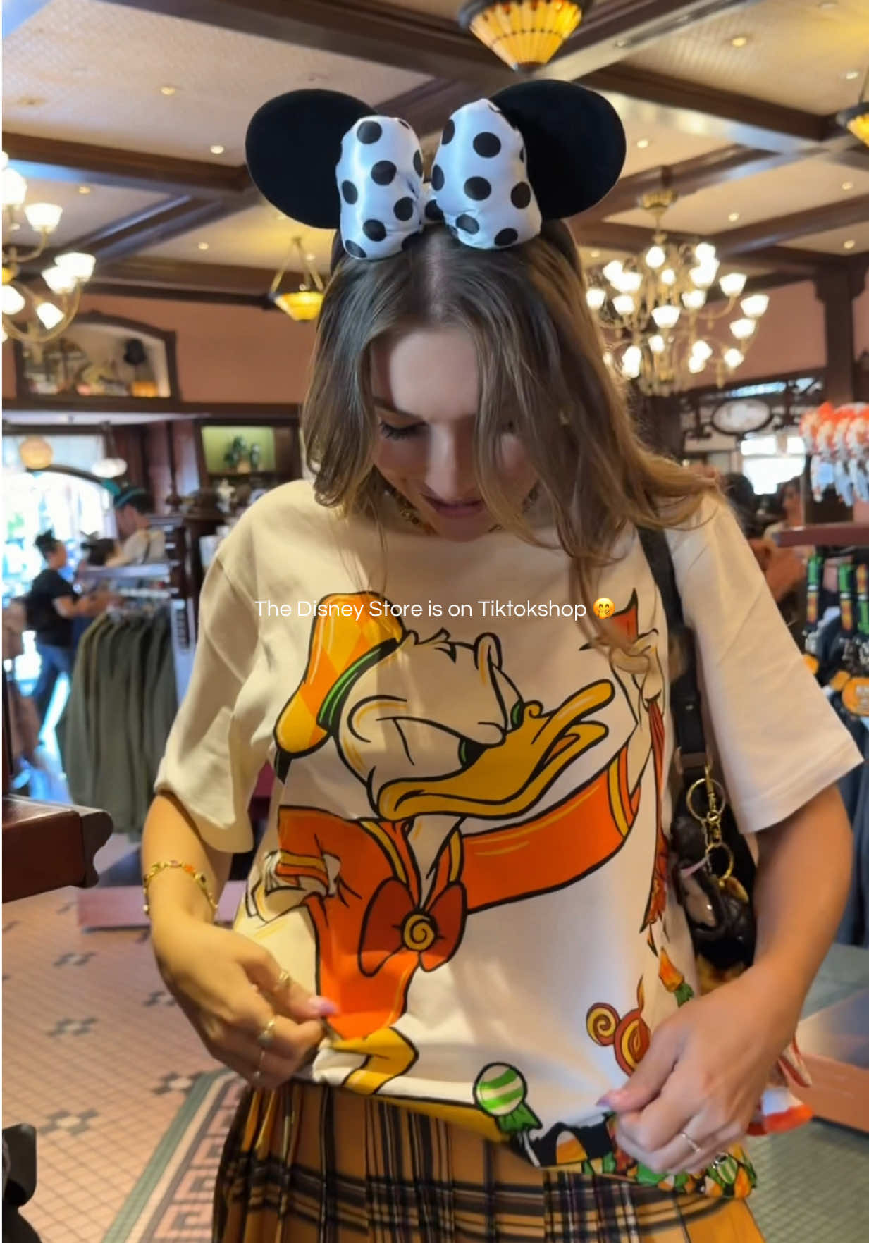 Donald Duck Unisex Halloween Shirt #disney #disneyhalloween #donaldduck #disneyshirt #disneystore