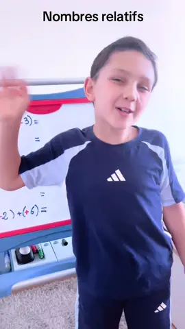 Les nombres relatifs avec un prof de 8 ans #maths #nombresrelatifs 