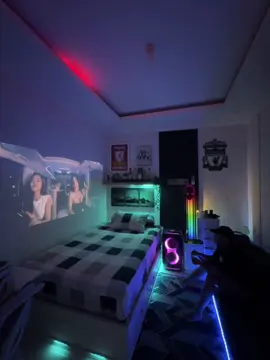 Malam mingguan di kamar aja ahhh  #kamar #kamarcowok #dekorasikamar #kamaraesthetic #kamarestetik 