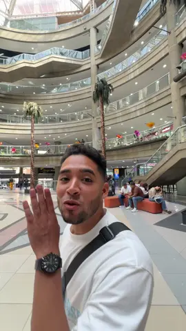 ¿Cómo se llama este Centro Comercial? Hoy con @Warner Liendo 