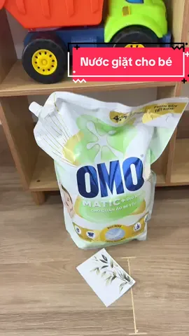 Nước giặt cho bé #taphoaemNa #nuocgiat #hoptaccungunilever #nuocgiatchobe 