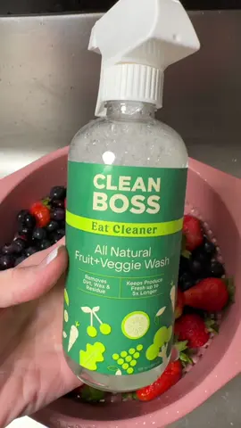 Fruit & Vegetable Wash Spray – Natural Pesticide & Wax Remover, 12 oz Bottle + 2 Bonus Refills