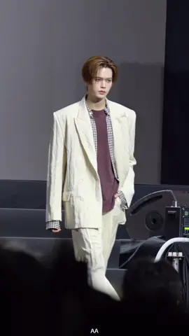 เท่มากคับ หล่ออันตรายมาก ๆ  @Markjrtn  JUNIORMARK MCMA 2026 #MchoiceMintAwards2026 #MintAwards2026 #markjrtn #มาร์คจิรันธนิน  #JuniorMark 