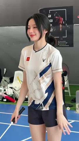 Áo này xinhhhhh #trangyu🏸 #outfitcaulong #caulong 
