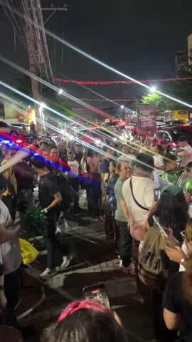 It is such a bliss to witness moments like this during the #salubong2026  One of our Visayanian barristers honoring his mom after the #awesambar2026  #fyp #foryou #viral 