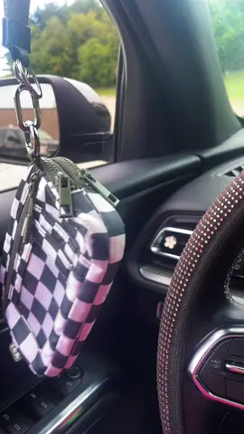 Let’s Go!! #crossbody #iriswallet #spookyszn #bagaccessories #fallfashioninspo 