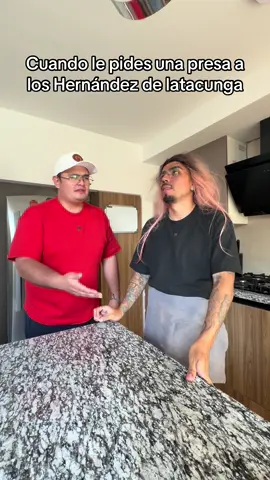 Cuando le pides una presa a los Hernández de latacunga