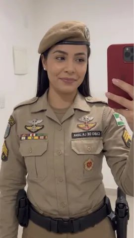 VOCÊ ME AMA? 😭😍#mulher #cartomante #viral #policial #solteira 
