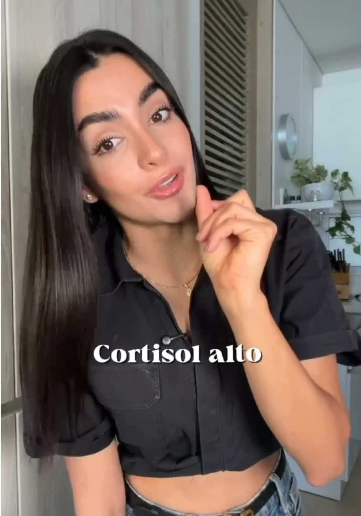 Todo es Cortisol Alto 😟👀 #glowuptips #magnesiumbenefits #drenajelinfatico #latinosenusa #miami  Hablo de mi experiencia personal. No es consejo médico y no reemplaza un tratamiento médico. Comparto mi experiencia con la resistencia a la insulina porque considero que una suplementación adecuada, marca la diferencia🤍