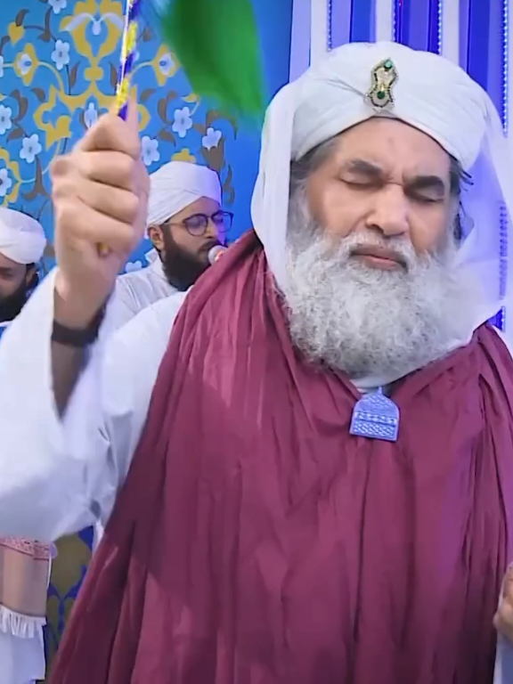 Shane Ghous e Pak | Manqabat e Ghous e Azam | Maulana ilyas Qadri | islamic Video | Short Status clip | Naat Shorts #NaatShorts #status #ghousepak #Manqabat #islamicstatus 