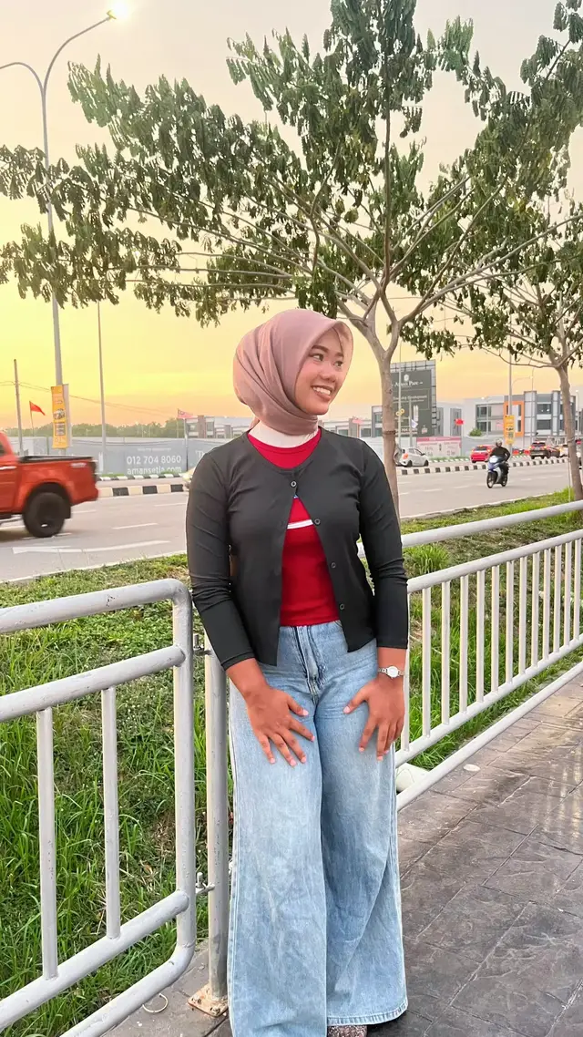 untuk apa buka hati kembali jika akhirnya sama seperti kemarin . #fyp #4u #zybca 