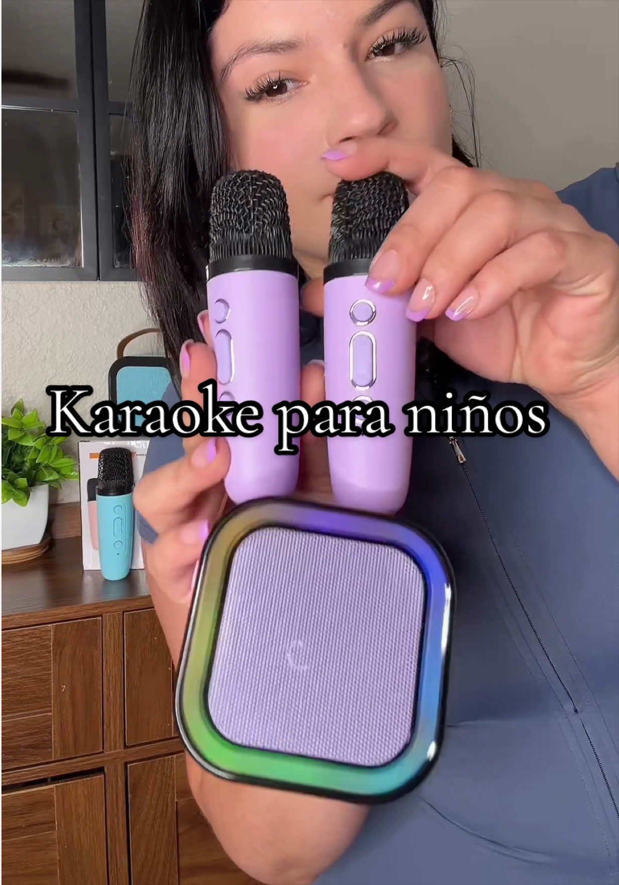 Portable Mini Karaoke Machine with 2 Wireless Microphones - Rechargeable USB Bluetooth Speaker, LED Lights, Suitable for Family Gatherings, Birthday Parties, Gifts for 3-14 Year-Old Children . . . . . #karaokeparaniños #juguetes  #juguetesparaniños  #foryoupage  #blackfriday 