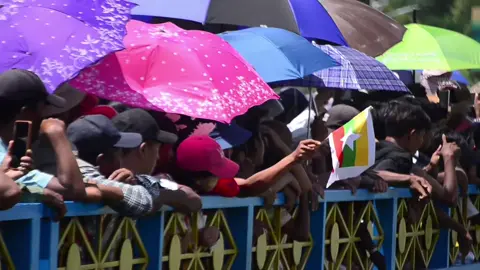 ‌မိတ္ထီလာမြို့ရဲ့အစည်ကားဆုံးဖောင်တော်ဦးဘုရားပွဲတော်ကြီးစဘို့နီးကပ်လာပါပြီ