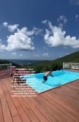 Profitez d’un séjour exceptionnel dans cette belle villa située sur les hauteurs de Sainte-Luce, dans un environnement calme, verdoyant et sans vis-à-vis. Elle peut accueillir jusqu’à 6 personnes et offre une magnifique vue panoramique sur la mer, avec possibilité d’apercevoir Sainte-Lucie par temps clair. #villadeluxemartinique #viralvideos #metropole #France #tiktokmartinique972 