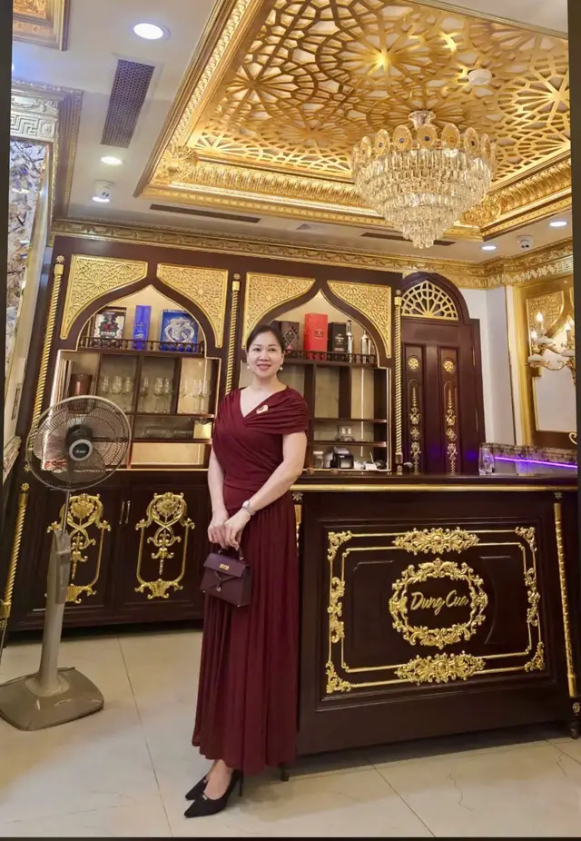 Mình ngu nên học cách lắng nghe và ko bao giờ bảo thủ.