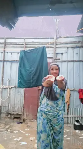 #somaligirls #somalitiktok #niikosomali #dance 