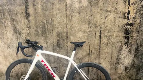 #roadbike #xhuongtiktok #trekdomanesl5 @OROCHI VELOCREW tự nhiên năng suất hẳn👽