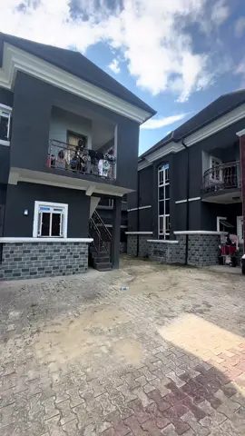 🏡 ONE-BEDROOM APARTMENT TO LET 📍 Egbelu, Port Harcourt 💰 Rent: ₦1.1M 💵 Total Package: ₦1m.630k ⚡ Constant Power Supply ✨ Neat & Comfortable 📍 Easy Accessibility 🔥 Affordable. Convenient. Ready to move in! 📞 Call/WhatsApp: 09030043415 | 07013027270 Supreme Realtor 👑