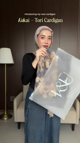 aaaaa gak nyesel pilih Tori cardigan ini, lembut bangett! 🩶@KUKAI 