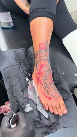 😍😍😍😍😍 PRETTY GIRLS LOVE PRETTY FOOT TATTOOS  🥇: Time Taken- 2 Hours  🥇: Custom Foot Tattoo  @cincoinkz is the artist, Follow For More!  •📞07511563232(WhatsApp) •Direct Message on Instagram or WhatsApp To Book/Enquire and let’s start something great! 🥇 •Si hablas español no dudes en reservar, Cinco también habla español ¡serás bienvenido también! • • • • • •