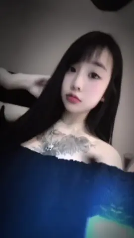 纹身少女🌚