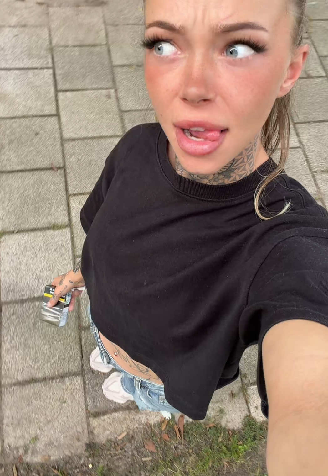 🤪
