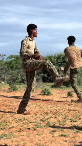 #sadaamcali🇸🇴🦁 #macawisleygang🇸🇧🦁 
