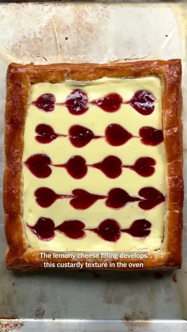 Why fold, shape and twist dozens of little pastry squares when you can just make one Really Big Jam Danish? With only six ingredients, Carolina Gelen’s recipe is a showstopping dessert without any fuss. #danish #breakfastrecipe #dessert (Video: Carolina Gelen)
