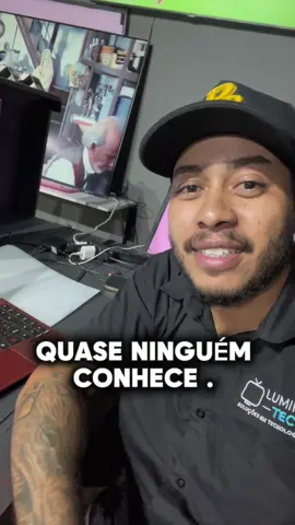 Segue @LuminaTec para descobrir mais funções escondidas da tecnologia. Você sabia que o VLC pode fazer muito mais do que reproduzir vídeos? 👀 Com ele, é possível acessar listas de canais públicos de diferentes partes do mundo diretamente pelo computador. Uma função que muita gente desconhece e que vale a pena explorar. Link para o VLC :  https://iptv-org.github.io/iptv/index.m3u