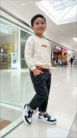 Cool & comfy sneakers for boys—perfect for school, playtime, and everyday adventures! 💙 #KidsSneakers #BoysShoes #KidsShoes #BoySneakers #ShoesForBoys  
