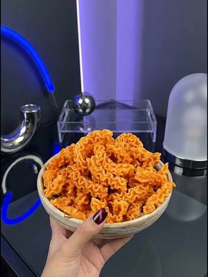 Camilan renyah bikin nagih, stok cemilan di rumah! #CamilanRenyah #SnackKekinian