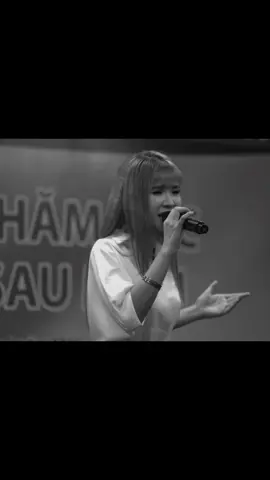 Mưa Rơi Vào Phòng - Khởi My