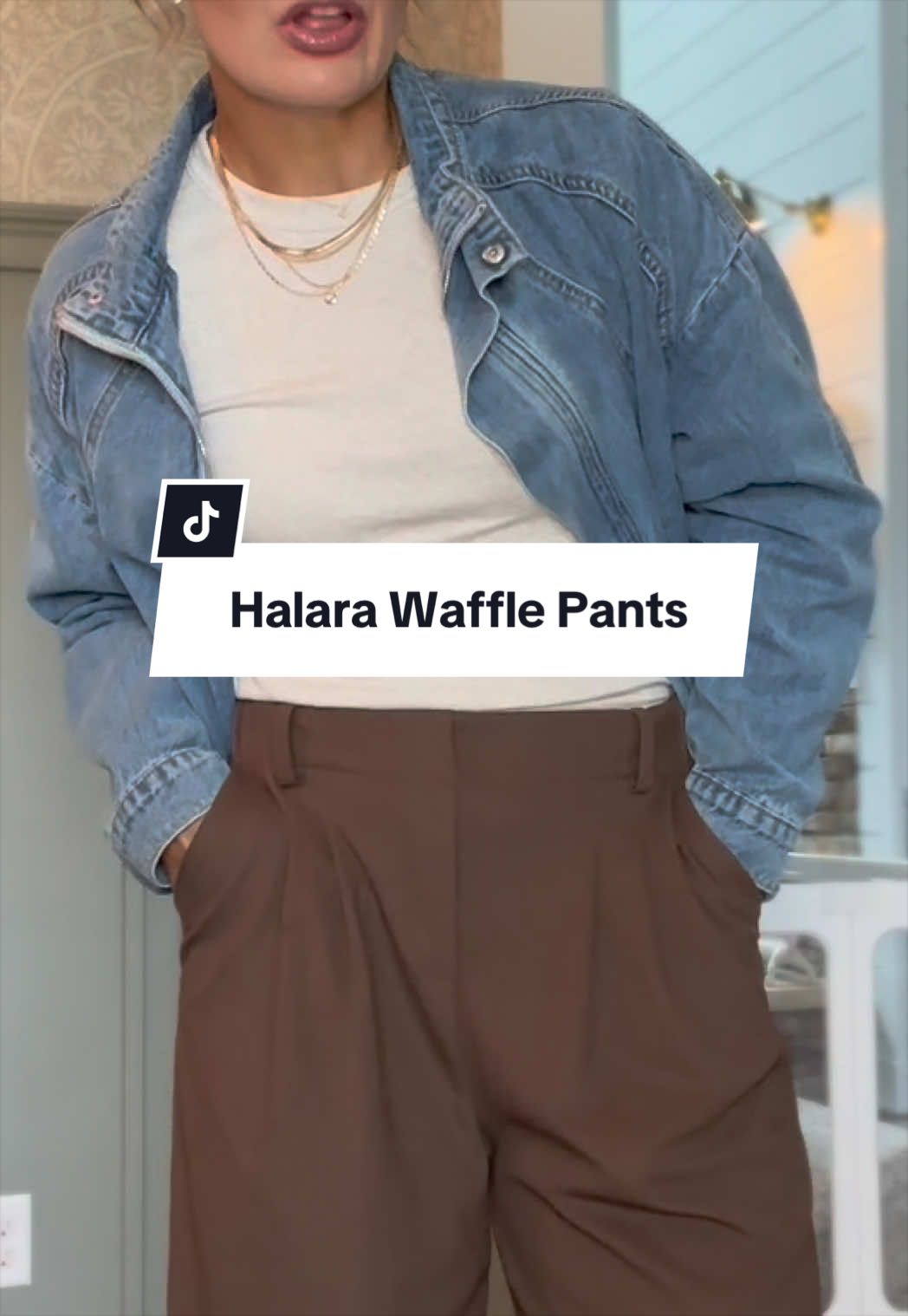 My biggest hack for getting stuff done is getting dressed. And it doesn’t mean you can’t still be comfy, while feeling put together! These waffle pants from @Halara_official allow me to do just that! #halara #halarapants #halaraworkpants #wfh #workfromhome 