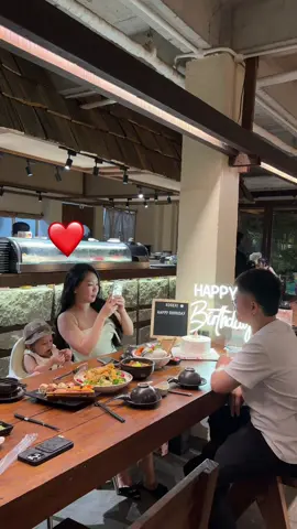 Không phải lúc nào cũng rộn ràng, nhưng luôn là nơi ấm áp nhất ❤️ #nhatuiminh #chill 
