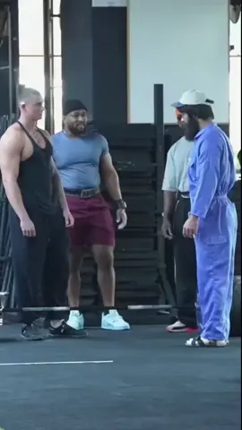 anatoly prank..💪🏻💀#anatolyprank #GymTok #GymMotivation #foryoupageUSA 