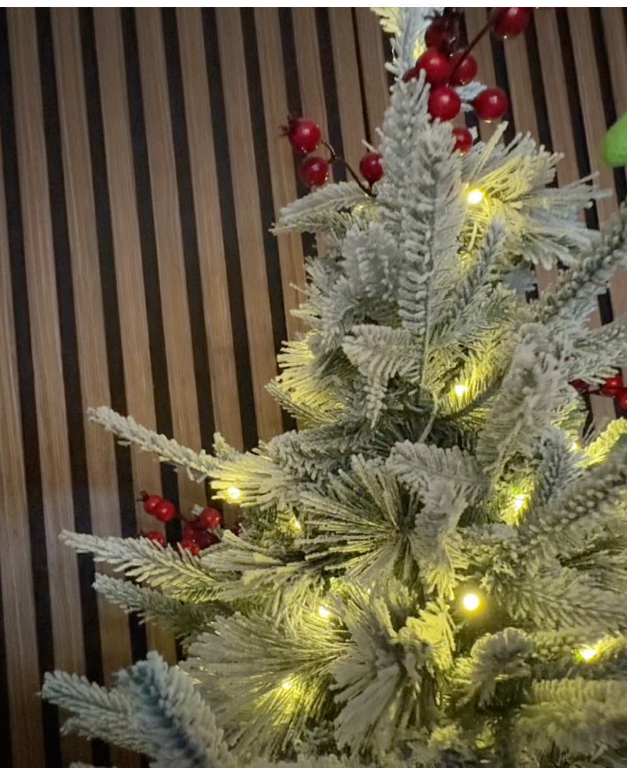 GARVEE 3ft Pre-Lit Mini Tree!  https://www.tiktok.com/t/ZP9A1jG8WduUG-fV6G3/ (Affiliate Link) @Garvee-Outdoor-Living @GARVEE @Garvee Home @Garvee-HomeLife @GARVEE 