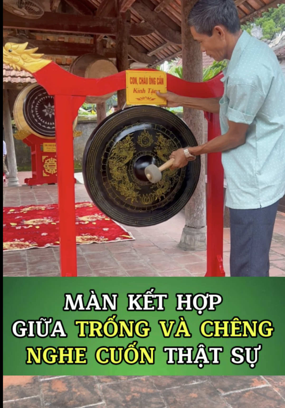 Đánh Trống Và Chiêng Để Làm Lễ Cho Nhà Thờ Họ #toànlàmtrống #toanlamtrong #trốngđọitam #trốngnhàthờ #đánhtrống 