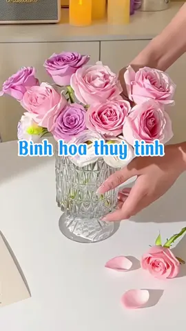 Bình hoa thuỷ tinh #binhhoa #binhhoathuytinh #binhhoadecor #dodungtienich #xuhuong 