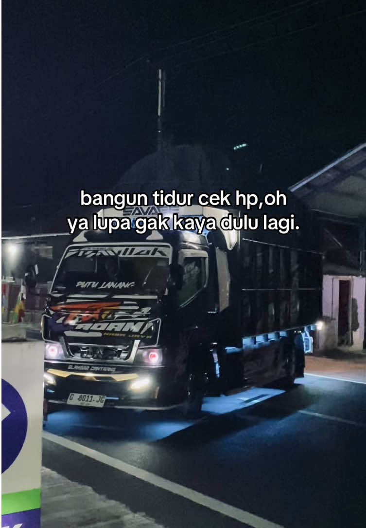 😅 #fypp #trucksoftiktok #truckdriver #storytruck #katakata 