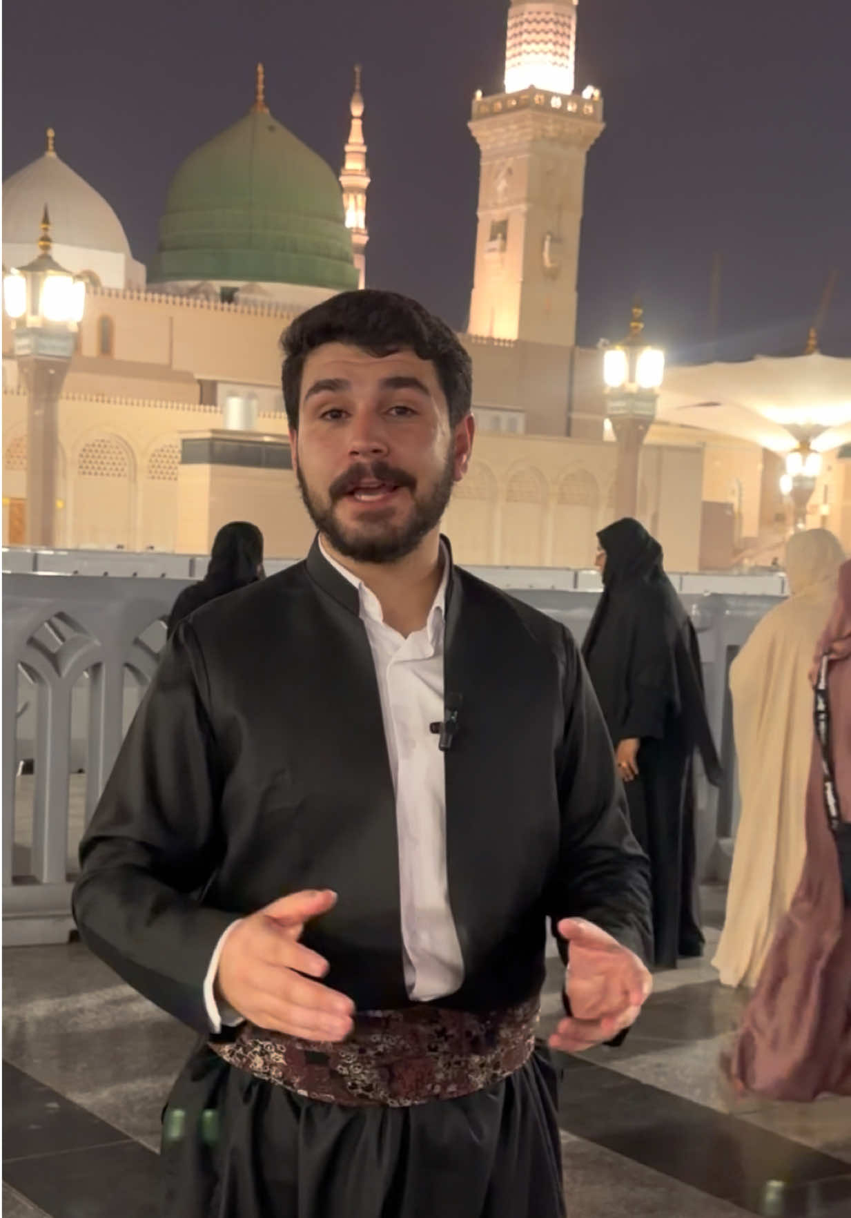 قوربانت بم یا رسول الله‌🤲🏻🥺#foryou #fyp  سه‌ڵاوات لێده‌ن🥹🫀