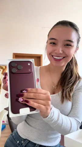 Im so happy 😍#iphone18promax 