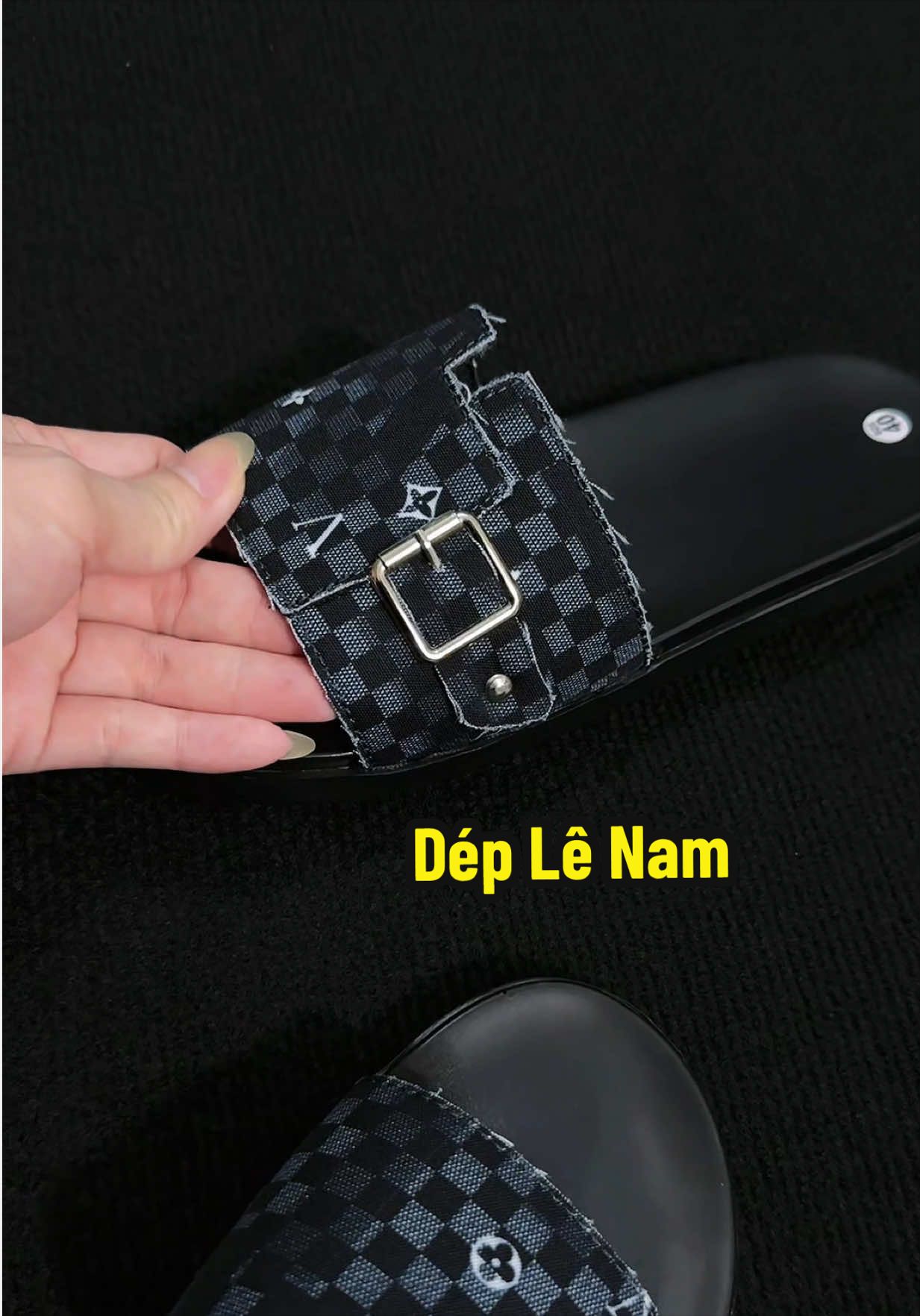 Dép lê nam quai ngang - kiểu dáng trẻ trung - đế bằng #depnamdep #depdanamcaocap #depnammaumoi #shopthienvu #xuhuong 