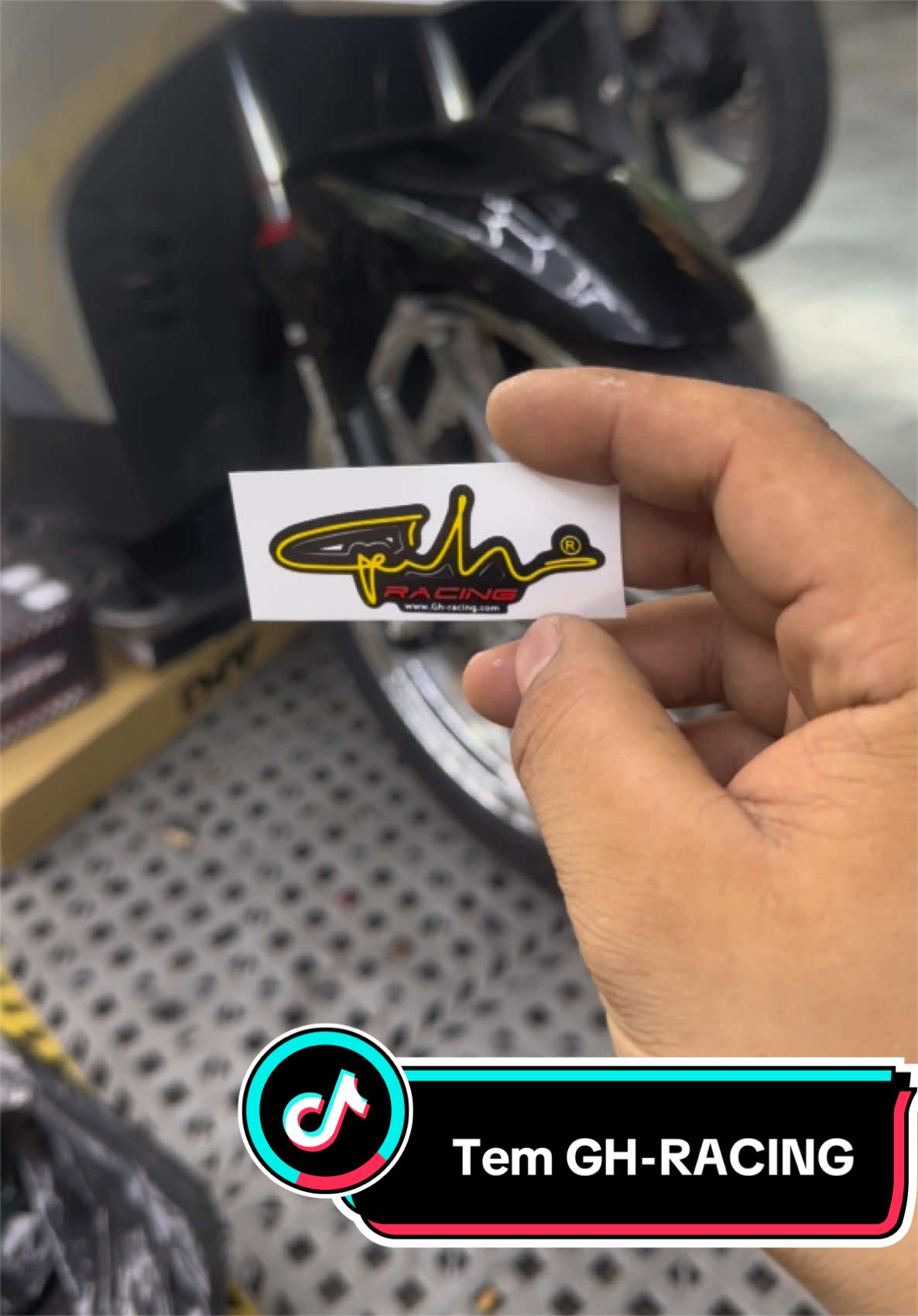 Tem GH-RACING dán trang trí cho xe máy, keo chắc, bền đẹp#dochoixemay #phukienxe #xedep #fyp #viral 