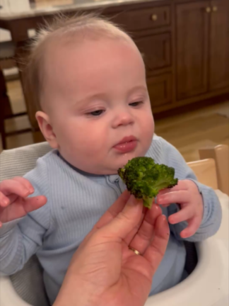 Cutie in bloom. 🌸#cutebaby #funny baby vids #newbornbaby #lovebaby #babyphoto #babysleep #babyfever #PeachyVines #funnybaby #babylove #fyp #baby
