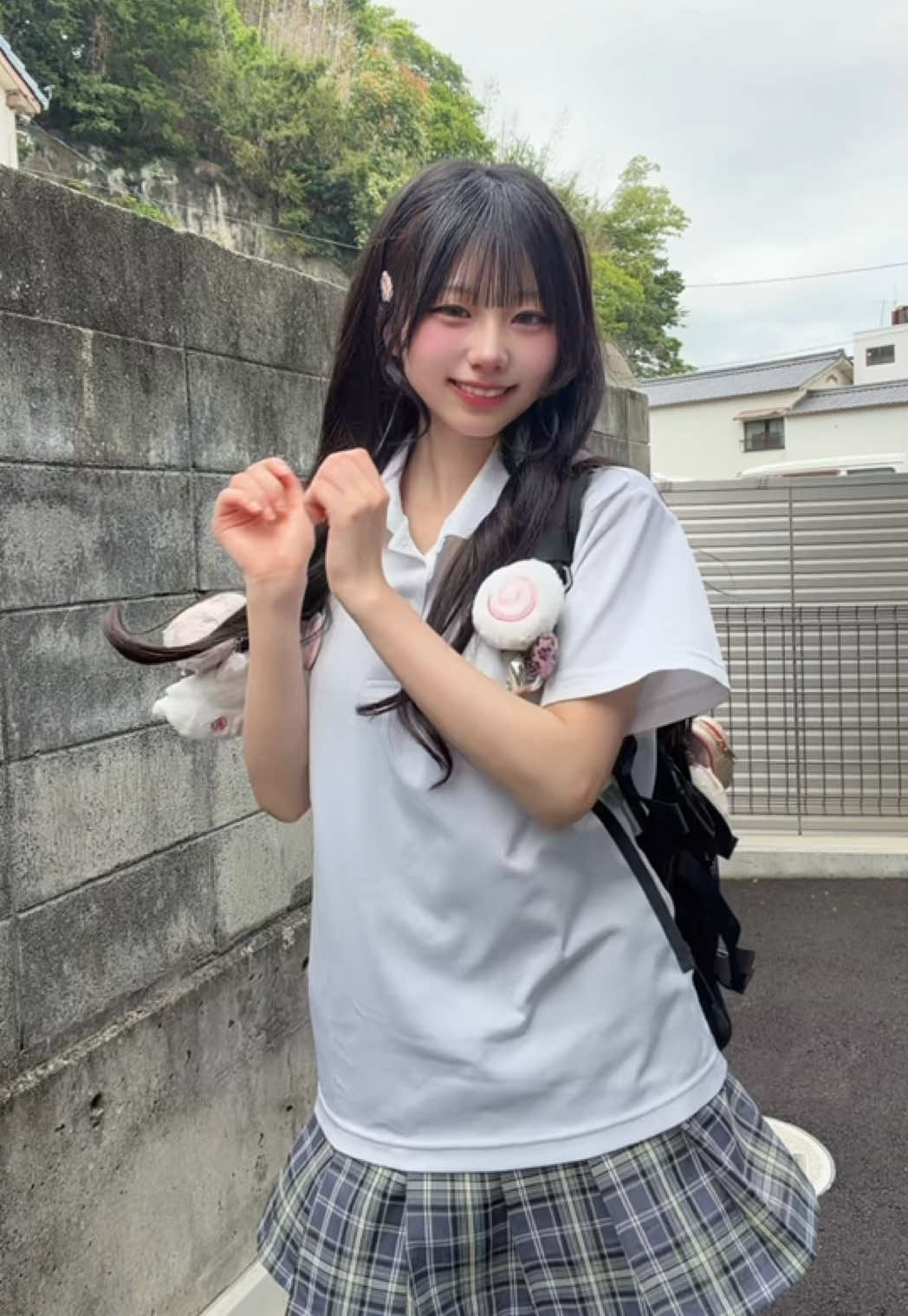 ドーナツ凍らせたら美味しすぎた🍩⸝·⸝⋆꙳冷凍、そのまま、温めどの食べ方が一番好き？ #ドーナツ #制服 #ポロシャツ #08 #jk 