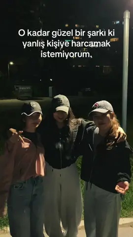 Ses biraz kaymış olabilir 😁 @Rangina. @Kamıla🕊 @Sara🍃 @𝕽𝖆𝖇𝖇𝖎𝖒 ✶ #keşfet #beniöneçıkart #f 